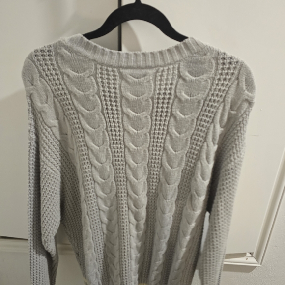 Gray Cable Knit Sweater - Picture 2 of 4